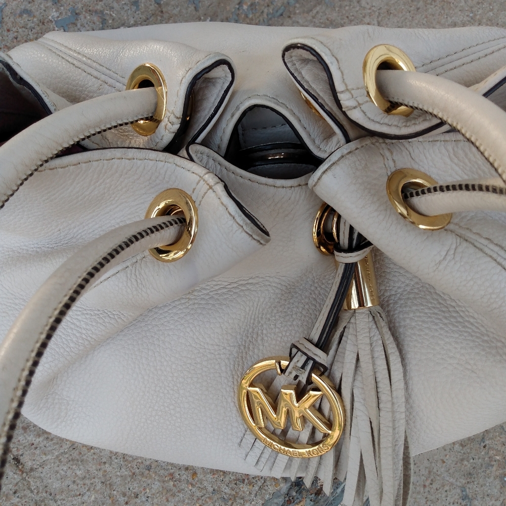 Michael Kors stone pebbled leather shoulder bag